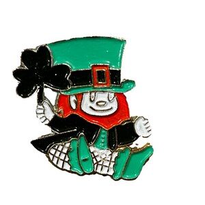 Creepy Leprechaun Enamel Lapel Pin St. Patrick's Day EUC